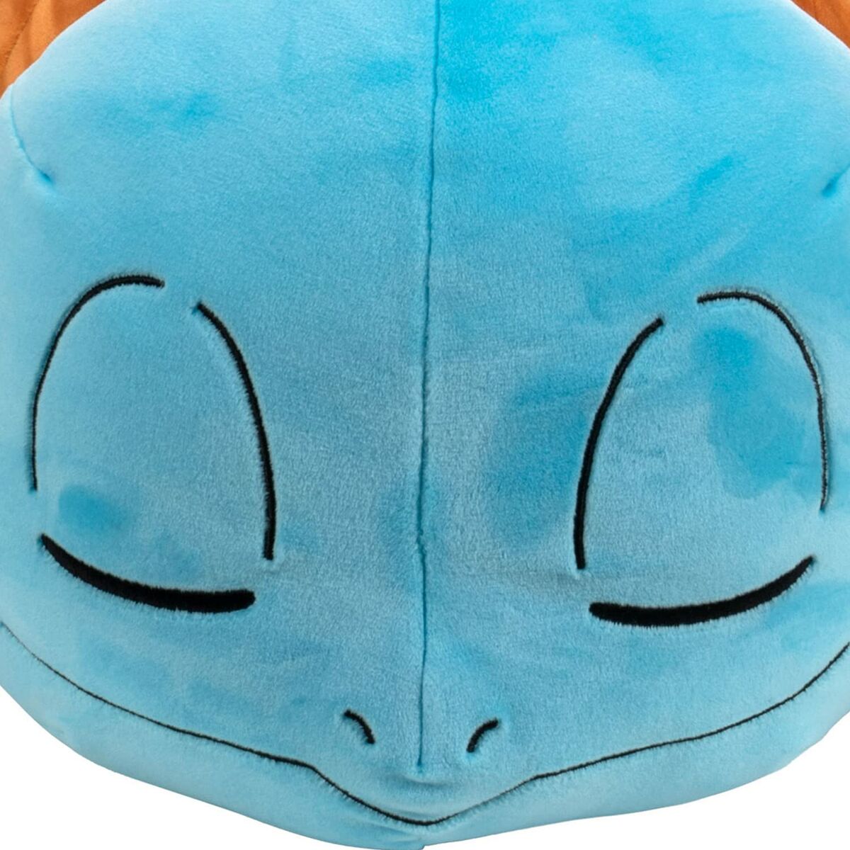 gros plan sur la pokemon peluche carapuce