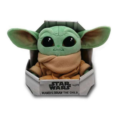 baby yoda peluche dans the mandalorian